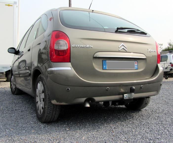 comment poser un attelage sur xsara picasso