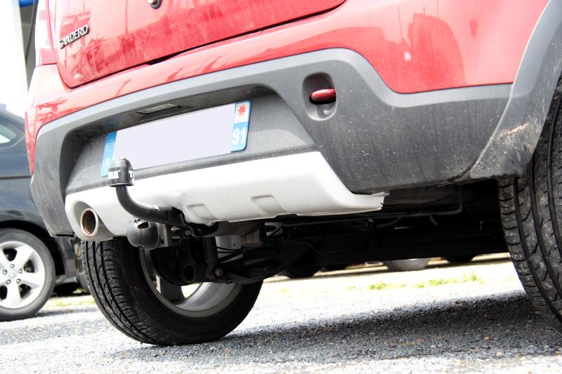 Montage attelage dacia sandero
