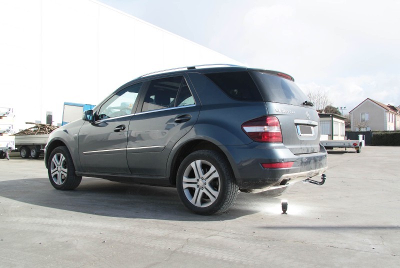 Attelage remorque mercedes ml #2