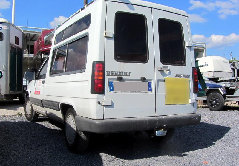 Montage attelage renault express