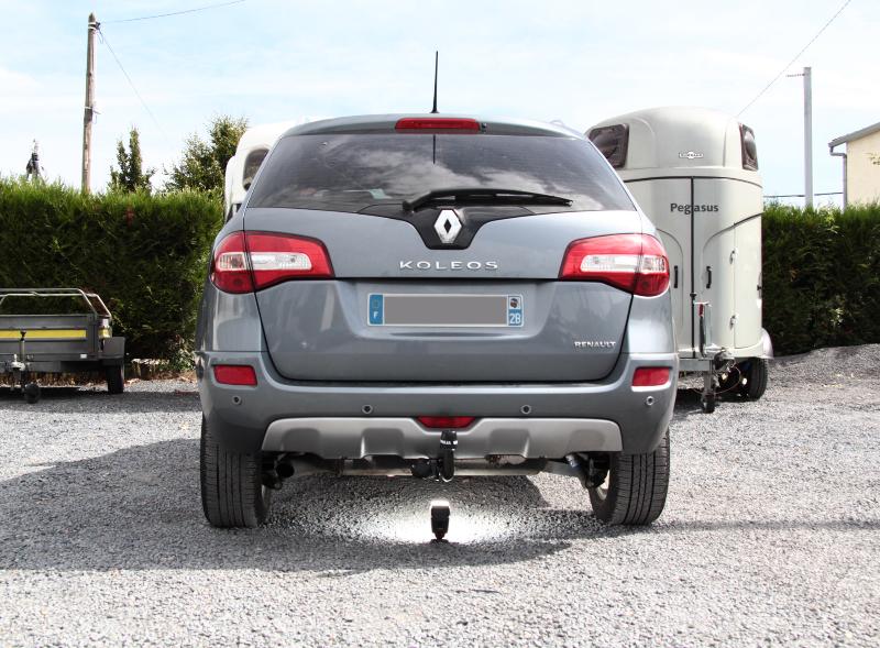 Montage attelage koleos