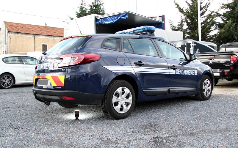 Montage attelage megane 3