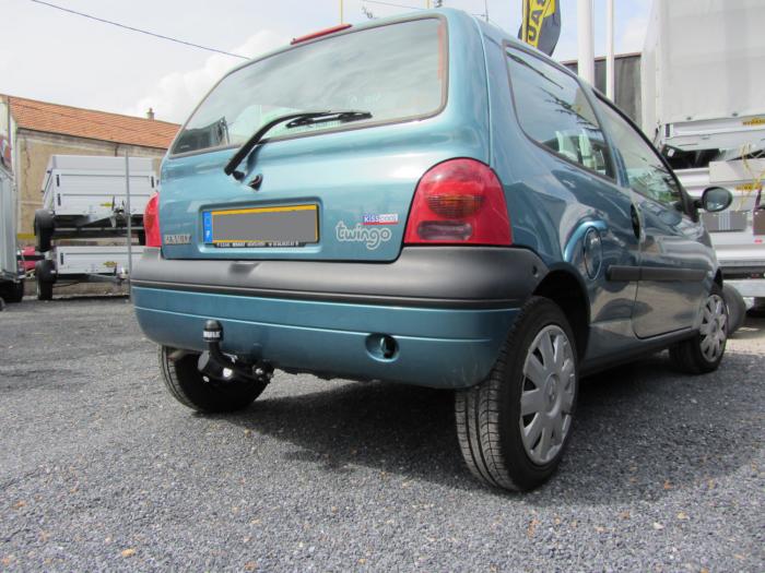 Montage attelage twingo 2