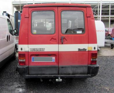 ATTELAGE RENAULT TRAFIC AVANT 2001