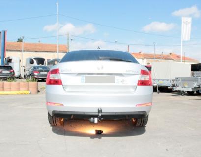 ATTELAGE SKODA OCTAVIA 3 BERLINE