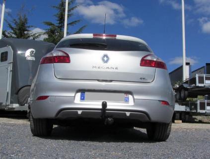 ATTELAGE RENAULT MEGANE 3 BERLINE