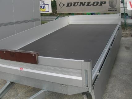 REMORQUE PLATEAU HUMBAUR HT 204118 / HT 254118