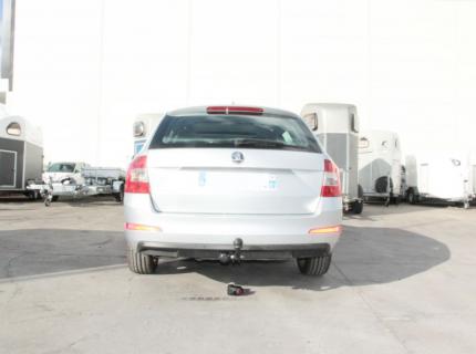 ATTELAGE SKODA OCTAVIA 3 BREAK