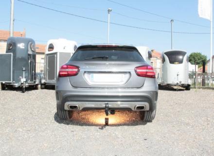 ATTELAGE MERCEDES GLA X156 PACK AMG