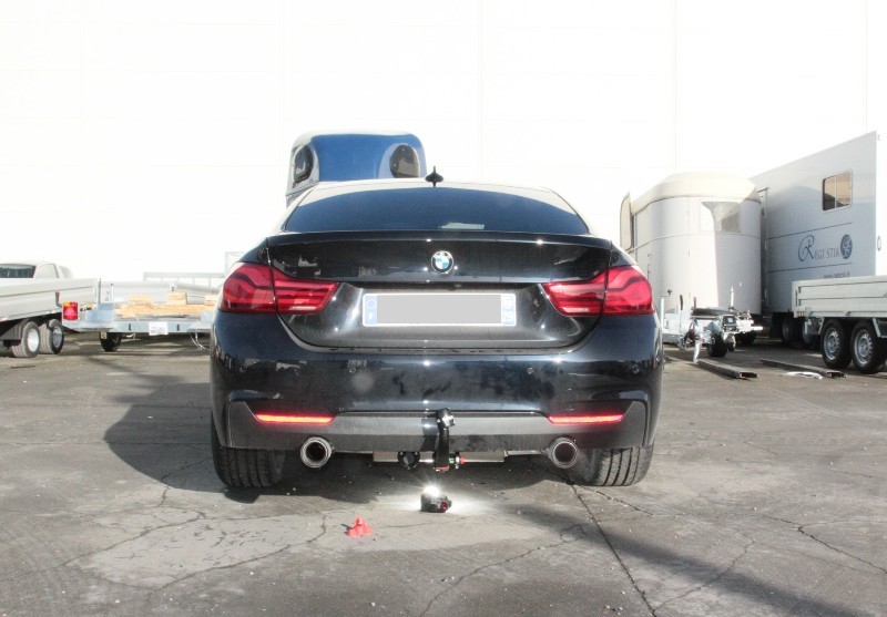 ATTELAGE BMW SERIE 4 440I G22-BMW SERIE 4 440I G22 GDW Patrick Remorques