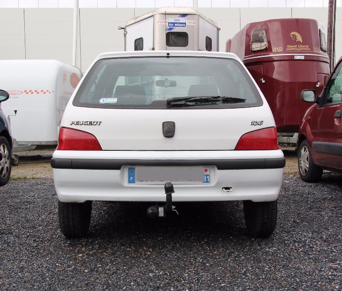 ATTELAGE PEUGEOT 106-PEUGEOT 106 BOISNIER Patrick Remorques