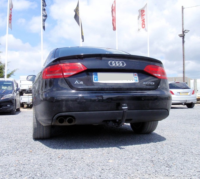 Attelage remorque Audi A4 B9