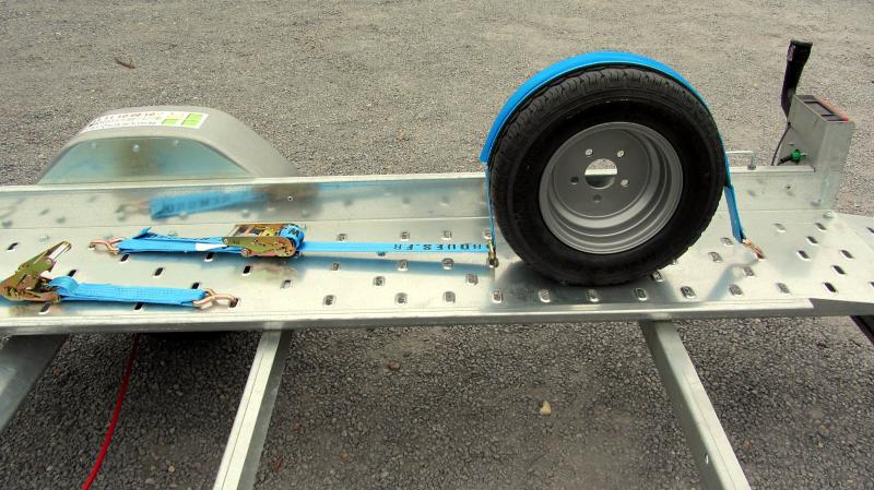 Lot De 4 Sangles De Pneu à Cliquet - Pour Sécuriser Les Roues Sur Remorque, Résistance 4 Tonnes, Inclut Une Paire De Gants