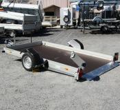 Remorque Humbaur HKT 4095 qui se pose au sol