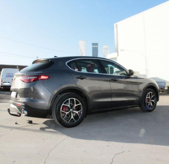 ATTELAGE ALFA ROMEO STELVIO