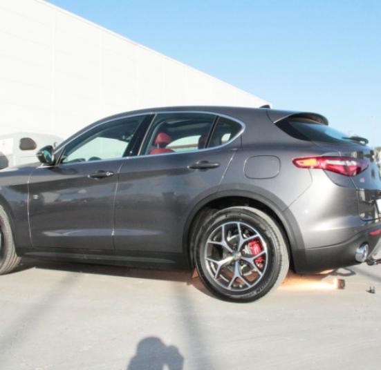 ATTELAGE ALFA ROMEO STELVIO