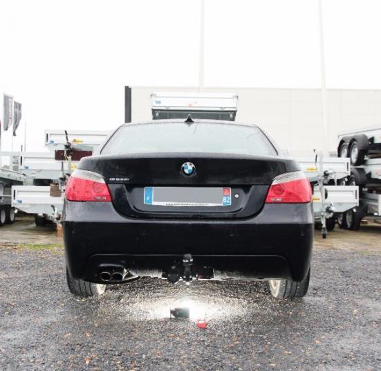 ATTELAGE BMW SERIE 5 BERLINE E 60 PACK M