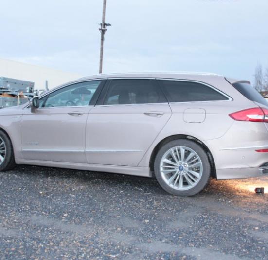 ATTELAGE FORD MONDEO BREAK HYBRIDE TYPE 7T