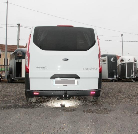 ATTELAGE FORD TRANSIT CUSTOM CAMPEREVE