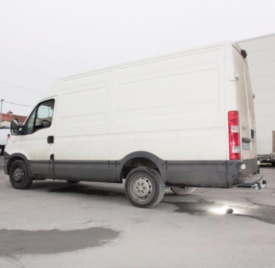 ATTELAGE IVECO DAILY FOURGON