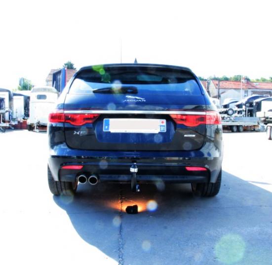 ATTELAGE JAGUAR XF SPORTBACK TYPE X650