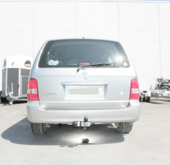 ATTELAGE KIA CARNIVAL