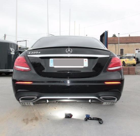 ATTELAGE MERCEDES CLASSE E BERLINE W213 AMG