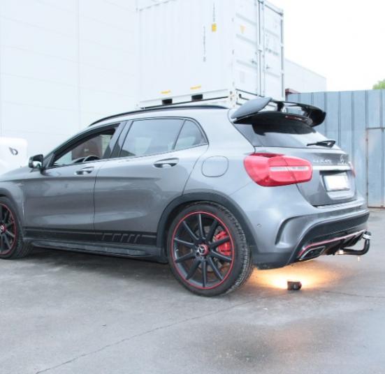 ATTELAGE MERCEDES GLA X 156   45 AMG