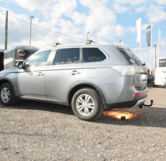 ATTELAGE MITSUBISHI OUTLANDER PHEV