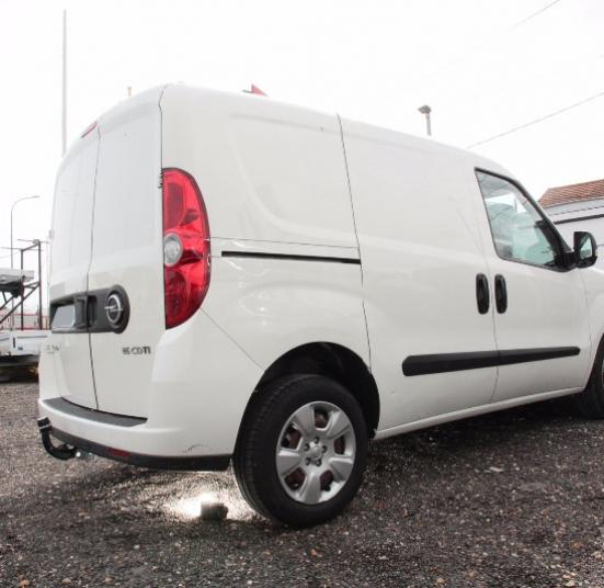 ATTELAGE OPEL COMBO