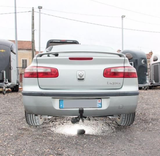 ATTELAGE RENAULT LAGUNA 2 BERLINE