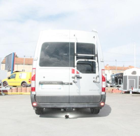 ATTELAGE RENAULT MASTER VAN AMENAGE