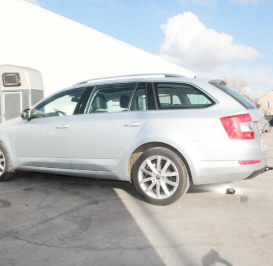 ATTELAGE SKODA OCTAVIA 3 BREAK