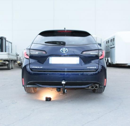 ATTELAGE TOYOTA COROLLA TOURING HYBRIDE