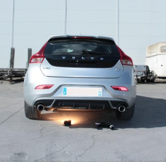 ATTELAGE VOLVO V 40 R DESIGN