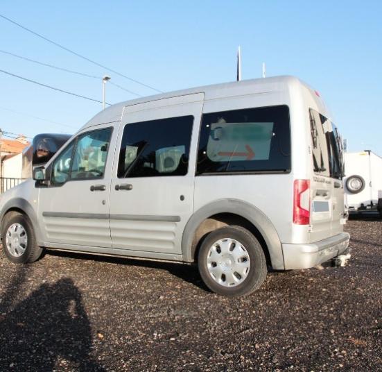 ATTELAGE FORD TOURNEO CONNECT