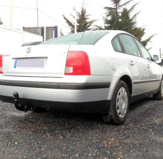 ATTELAGE VOLKSWAGEN PASSAT BERLINE