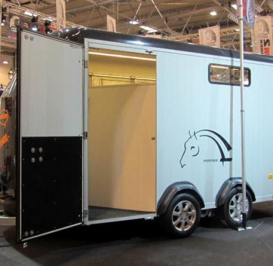 VAN 3 PLACES CHEVAL LIBERTE MINIMAX