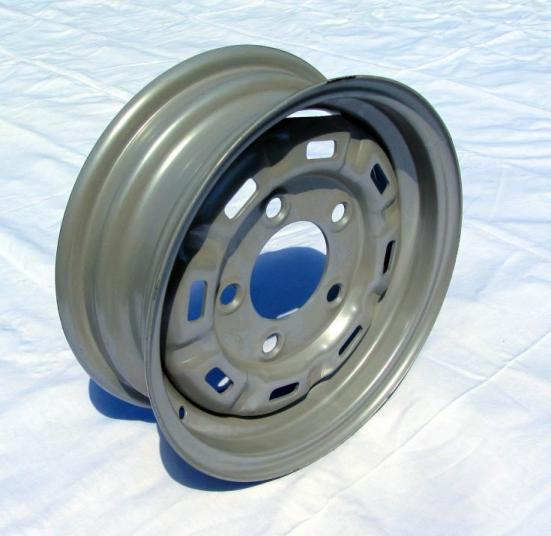Jante de remorque 4 1/2 J 13 140x5 D20