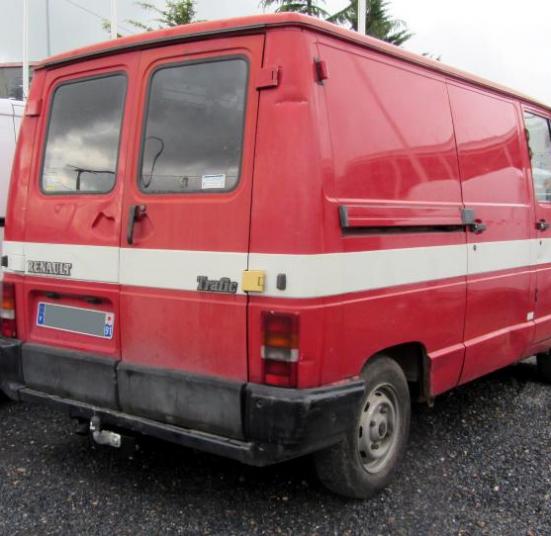 ATTELAGE RENAULT TRAFIC AVANT 2001