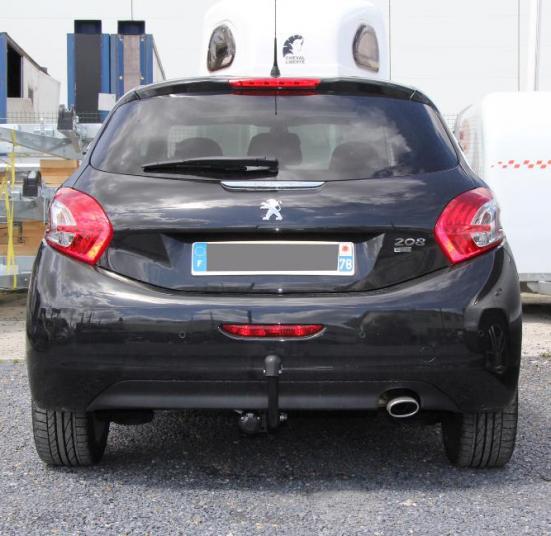 ATTELAGE PEUGEOT 208