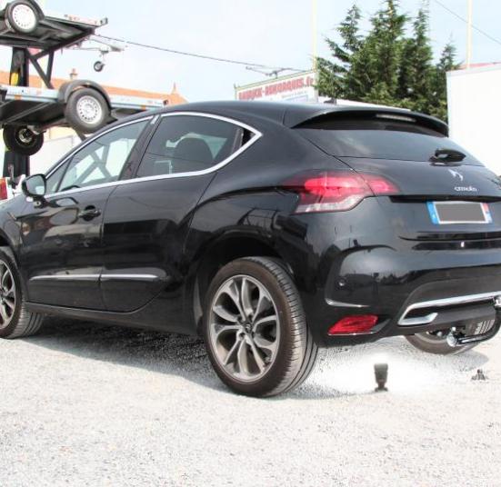 ATTELAGE CITROEN DS4