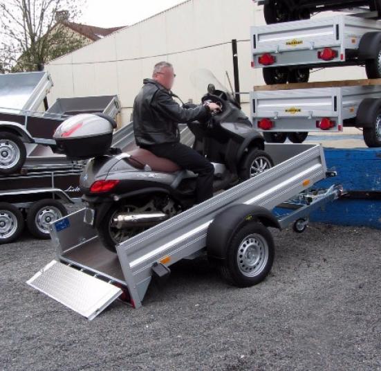 REMORQUE MOTO HUMBAUR 1586