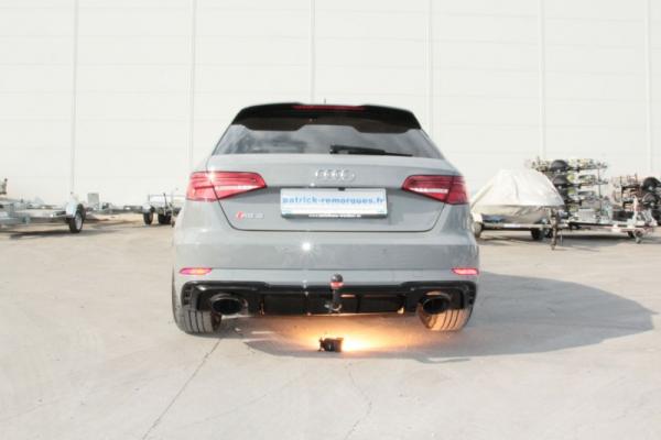 ATTELAGE AUDI RS3