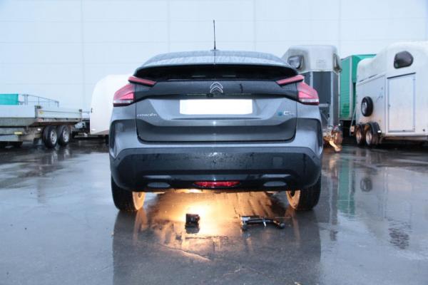 ATTELAGE CITROEN E C4