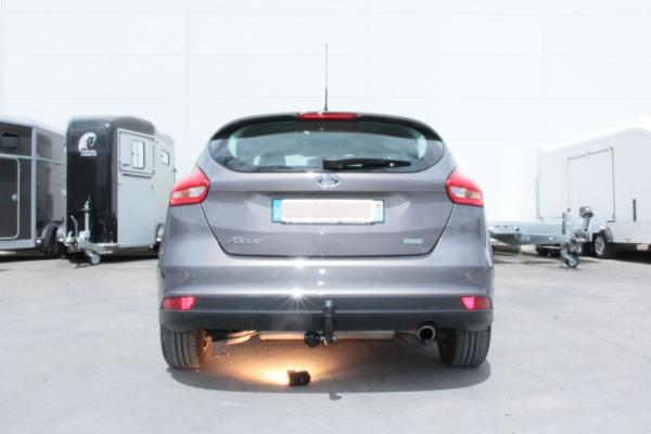 ATTELAGE FORD FOCUS 3 BERLINE