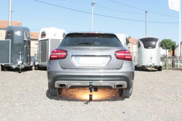 ATTELAGE MERCEDES GLA X156 PACK AMG