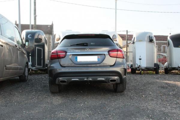 ATTELAGE MERCEDES GLA X156