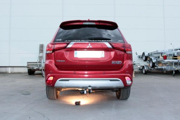 ATTELAGE MITSUBISHIU OUTLANDER PHEV