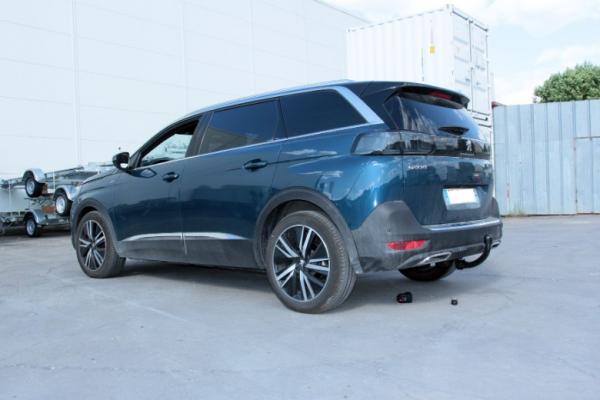 ATTELAGE  PEUGEOT 5008 SUV GT 